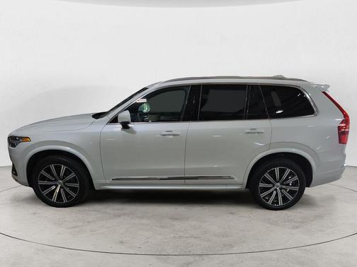 2023 Volvo XC90 B6 Plus 7-Seater