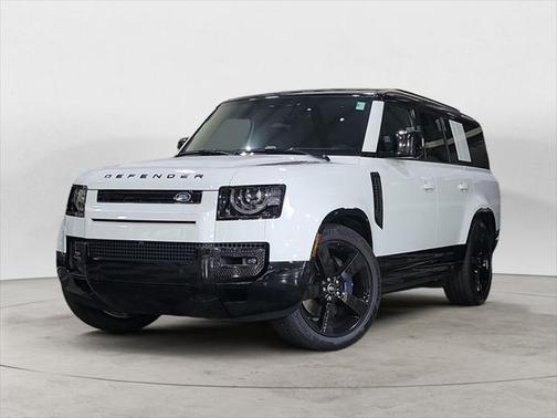 2025 Land Rover Defender 130 P400 X-Dynamic SE