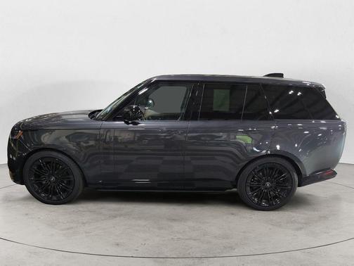 2025 Land Rover Range Rover P530 SE