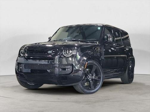 2025 Land Rover Defender 110 V8