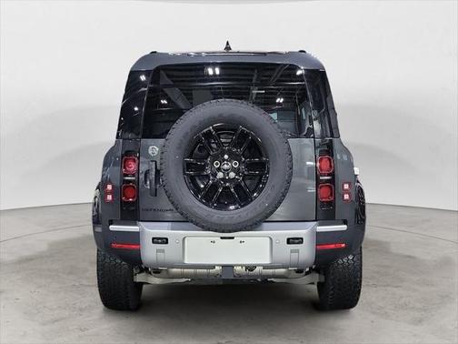 2024 Land Rover Defender 90 P300 S