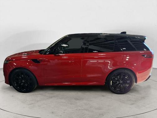 2025 Land Rover Range Rover Sport SE