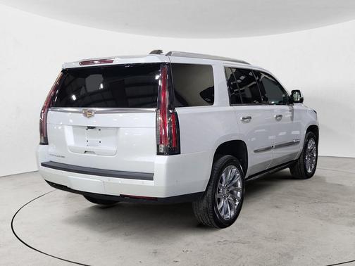 2017 Cadillac Escalade Premium Luxury