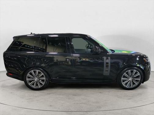 2023 Land Rover Range Rover SV