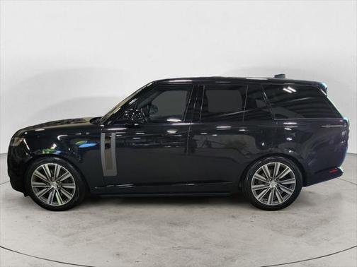 2023 Land Rover Range Rover SV