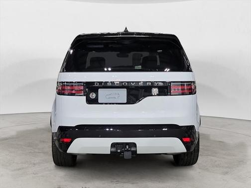 2025 Land Rover Discovery P360 Dynamic SE