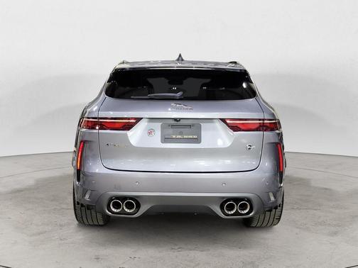 2022 Jaguar F-PACE SVR P550 AWD Automatic