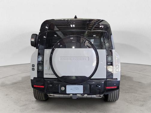 Gray 2026 Land Rover Defender X-Dynamic SE