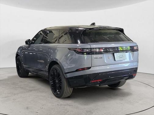 2026 Land Rover Range Rover Velar P400 Dynamic SE