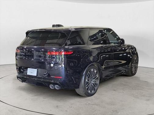 2025 Land Rover Range Rover Sport P635 SV Edition Two