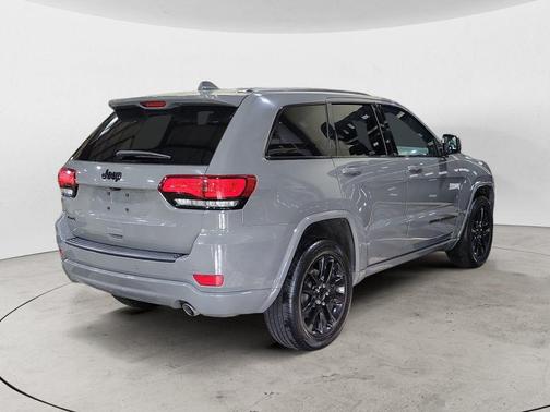 2019 Jeep Grand Cherokee Altitude