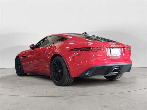 2019 Jaguar F-TYPE P300