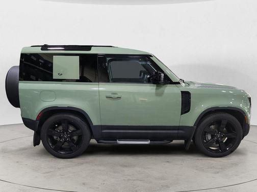 2023 Land Rover Defender 90 75th Edition