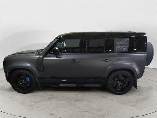 2022 Land Rover Defender 110 Carpathian Edition