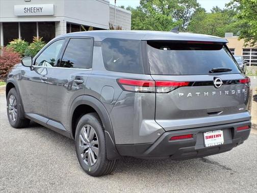2025 Nissan Pathfinder S 4WD