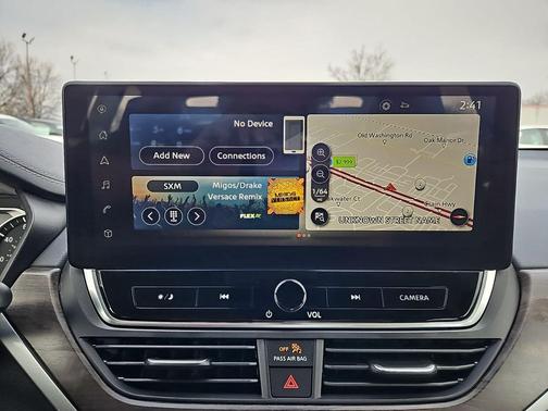 Pearl White Tricoat 2024 Nissan Altima 2.5 SL