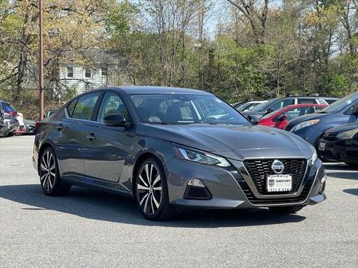 2020 Nissan Altima SR FWD