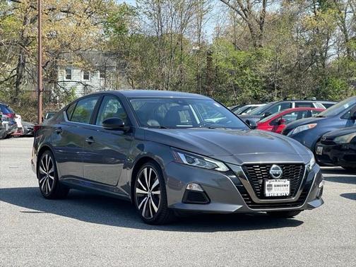 2020 Nissan Altima SR FWD