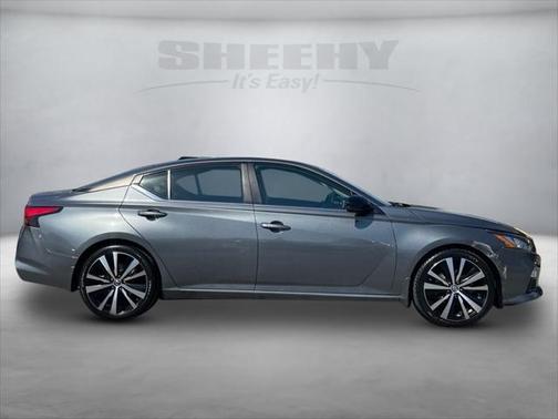 2020 Nissan Altima SR FWD