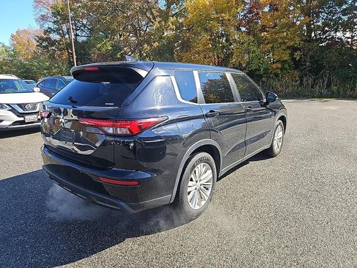 2022 Mitsubishi Outlander ES 2.5 S-AWC