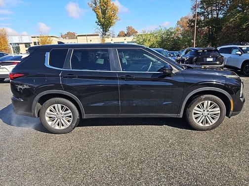 2022 Mitsubishi Outlander ES 2.5 S-AWC