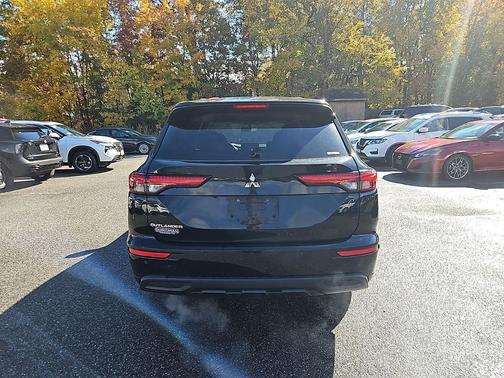 2022 Mitsubishi Outlander ES 2.5 S-AWC