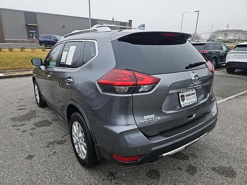 2020 Nissan Rogue SV