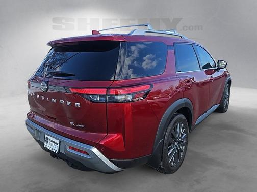 2024 Nissan Pathfinder SL 4WD
