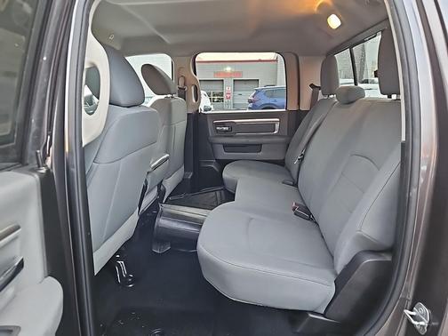 2020 RAM 1500 Classic SLT