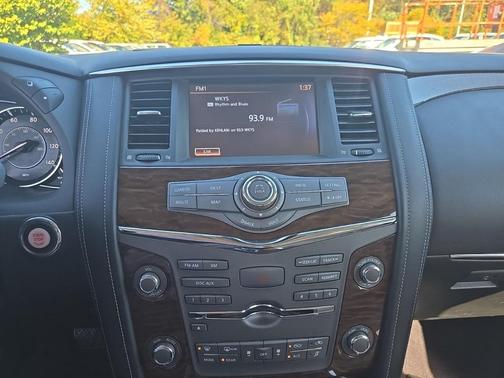 2017 Nissan Armada Platinum