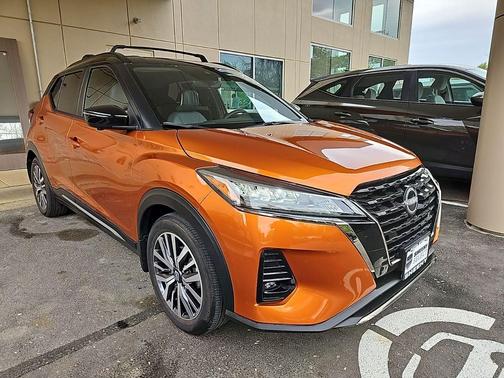 Monarch Orange Metallic/Super Black 2023 Nissan Kicks SR