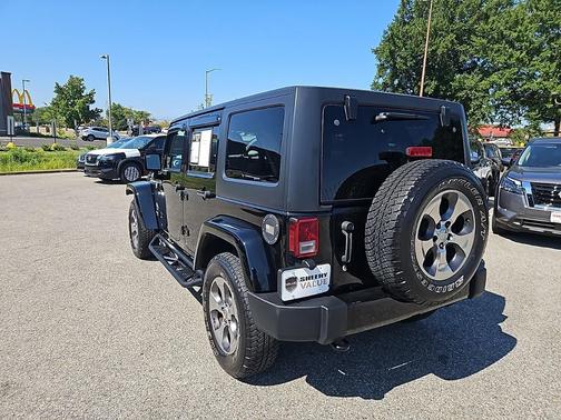 2017 Jeep Wrangler Unlimited Sahara