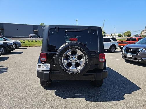 2017 Jeep Wrangler Unlimited Sahara
