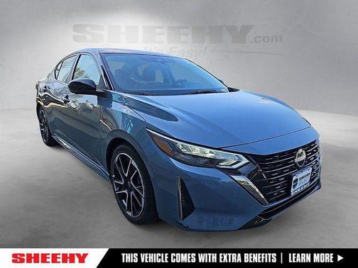 Atlantic Gray Metallic/Super Black 2024 Nissan Sentra SR