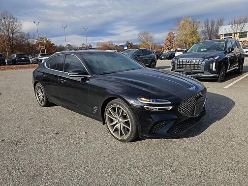 2022 Genesis G70 2.0T RWD
