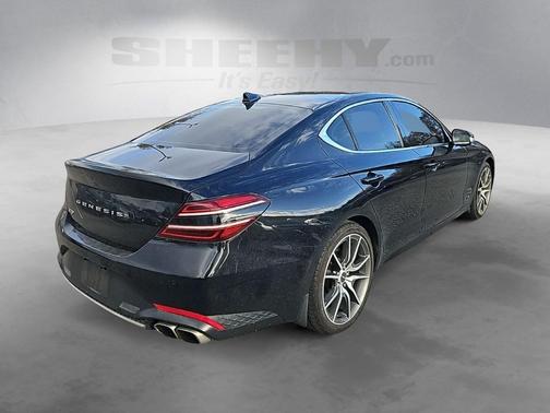 2022 Genesis G70 2.0T RWD