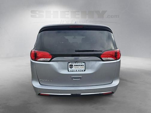 2020 Chrysler Pacifica Touring-L Plus