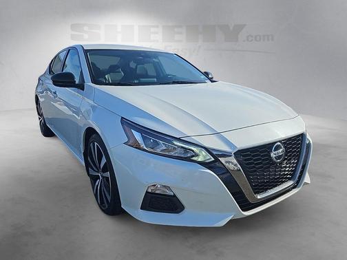 2021 Nissan Altima SR FWD