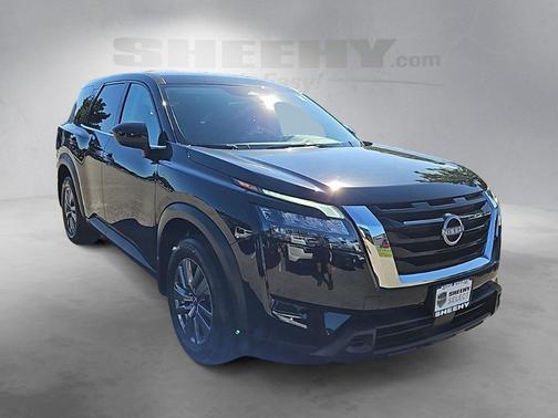 2024 Nissan Pathfinder S 4WD