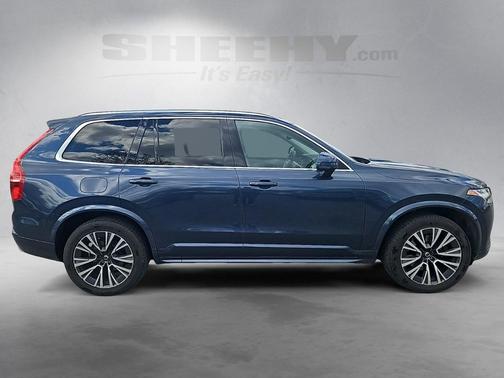 2020 Volvo XC90 T6 Momentum