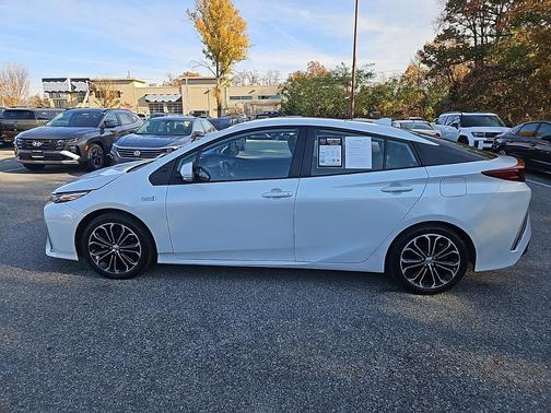 2022 Toyota Prius Prime XLE