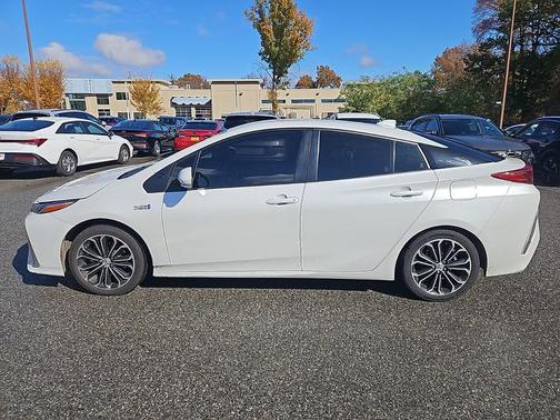 2022 Toyota Prius Prime XLE