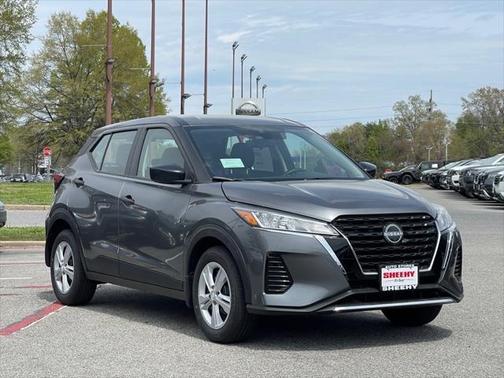 2025 Nissan Kicks S