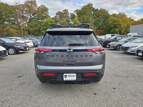 2024 Nissan Pathfinder Rock Creek 4WD