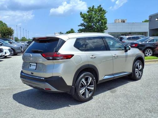2022 Nissan Rogue SL
