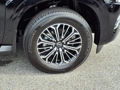 2025 Nissan Armada SL 4WD