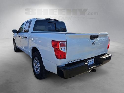 2022 Nissan Titan S