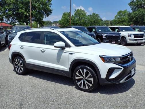 2023 Volkswagen Taos 1.5T SE