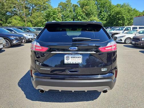 Black Metallic 2020 Ford Edge SEL