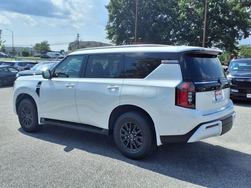 2025 Nissan Armada SV 4WD